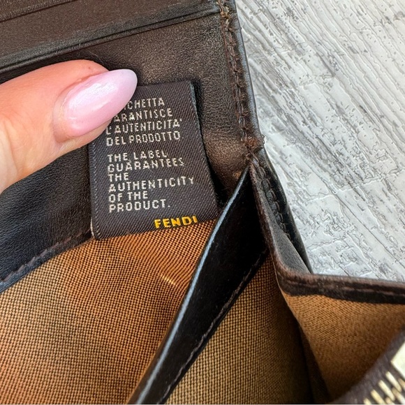 Vintage Fendi TriFold Diamond Print Wallet - Picture 9 of 16